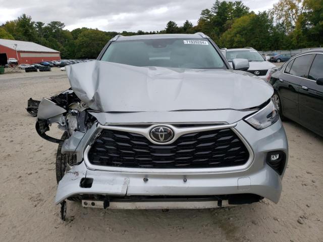 5TDGZRBH5MS074058 - 2021 TOYOTA HIGHLANDER XLE Gümüş foto 5