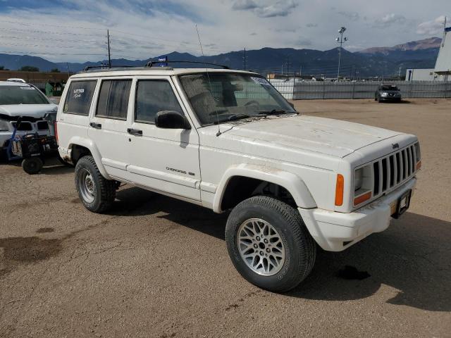 1J4FJ78S8WL208246 - 1998 JEEP CHEROKEE LIMITED WHITE photo 4