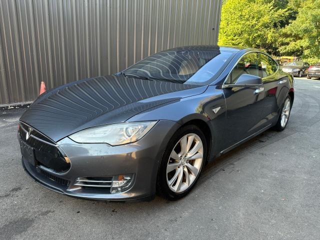 5YJSA1E22GF124708 - 2016 TESLA MODEL S 灰色 照片 2