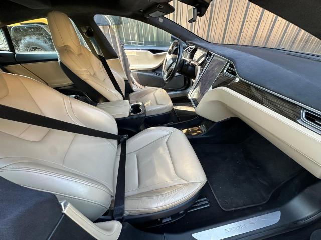 5YJSA1E22GF124708 - 2016 TESLA MODEL S 灰色 照片 5