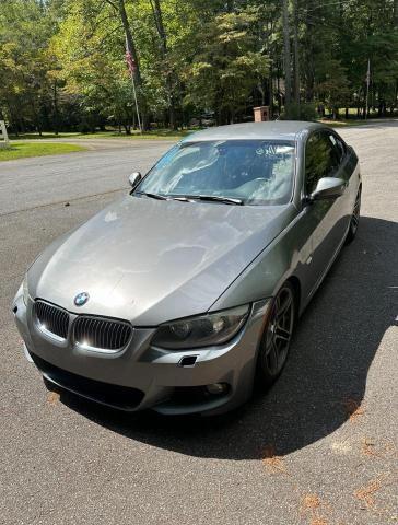 WBAKE3C54DE771196 - 2013 BMW 328 I GRAY photo 2