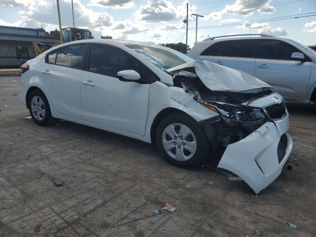 3KPFK4A72HE119498 - 2017 KIA FORTE LX WHITE photo 4