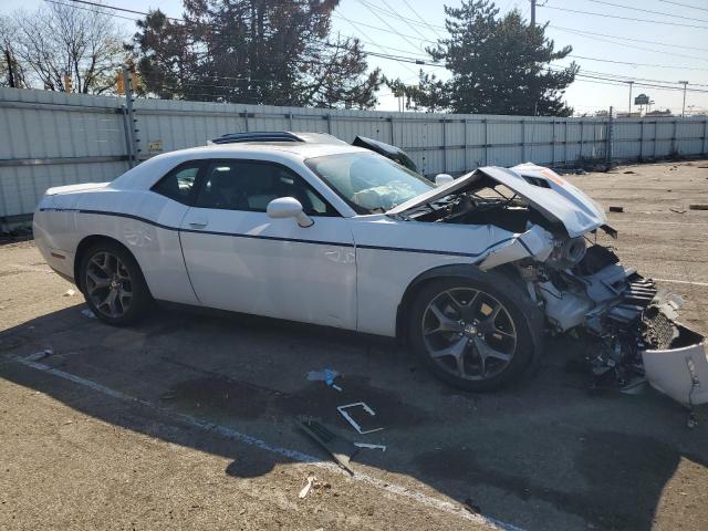 2C3CDZBG0FH719404 - 2015 DODGE CHALLENGER SXT PLUS WHITE photo 4