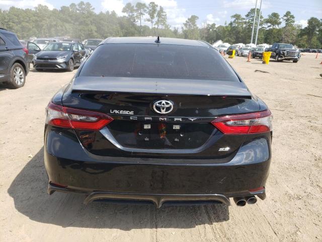 4T1G11AK0NU714076 - 2022 TOYOTA CAMRY SE შავი ფოტო 6