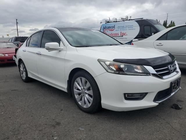 1HGCR2F75DA127797 - 2013 HONDA ACCORD EX WHITE photo 4