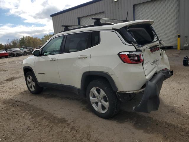 3C4NJDBB3JT252533 - 2018 JEEP COMPASS LATITUDE WHITE photo 2