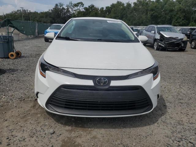 5YFB4MDE4SP285045 - 2025 TOYOTA COROLLA LE თეთრი ფოტო 5