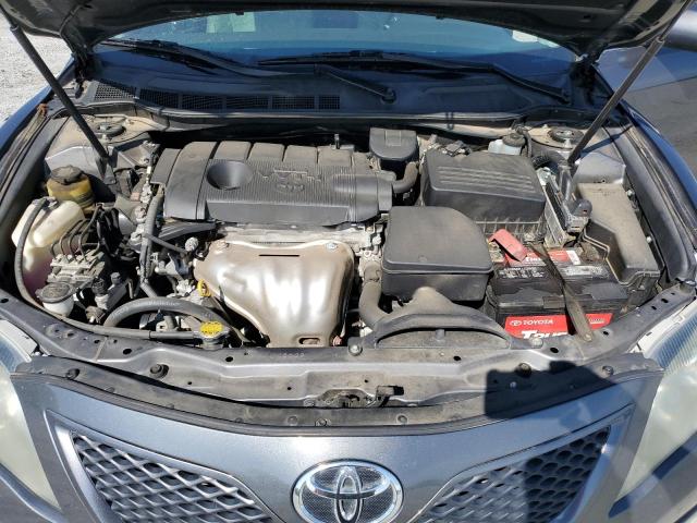 4T1BF3EK0BU126112 - 2011 TOYOTA CAMRY BASE GRAY photo 11