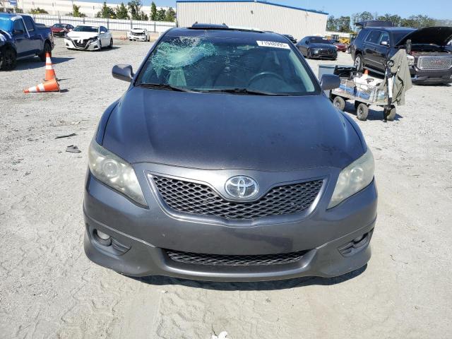 4T1BF3EK0BU126112 - 2011 TOYOTA CAMRY BASE GRAY photo 5