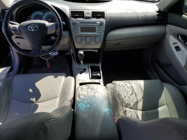 4T1BF3EK0BU126112 - 2011 TOYOTA CAMRY BASE GRAY photo 8