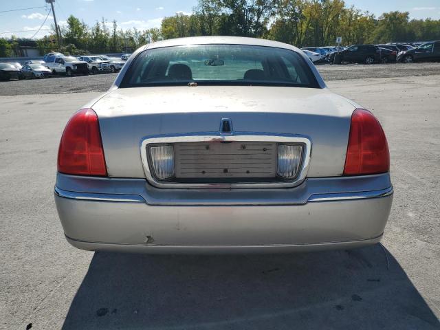 1LNHM81W36Y610781 - 2006 LINCOLN TOWN CAR SIGNATURE Plata foto 6