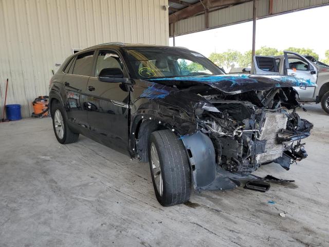 1V2YE2CA8LC221366 - 2020 VOLKSWAGEN ATLAS CROS SE შავი ფოტო 4