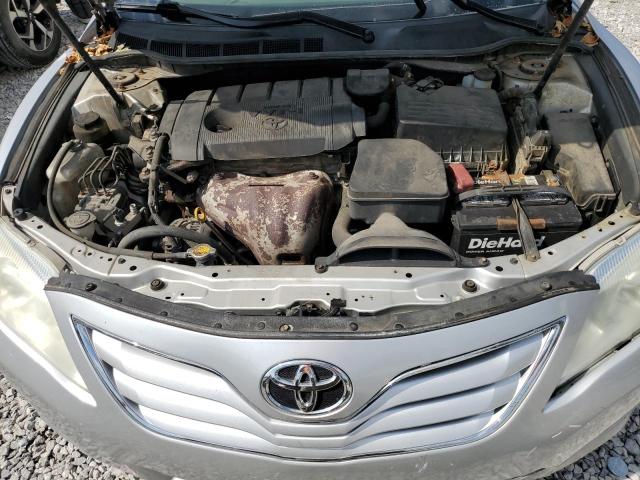 4T1BF3EK4BU748955 - 2011 TOYOTA CAMRY BASE SILVER photo 11