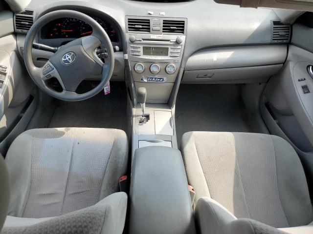 4T1BF3EK4BU748955 - 2011 TOYOTA CAMRY BASE SILVER photo 8