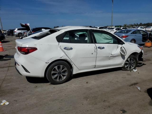 3KPA24AD3PE520783 - 2023 KIA RIO LX WHITE photo 3