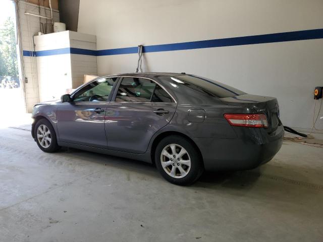 4T4BF3EK2BR213080 - 2011 TOYOTA CAMRY BASE GRAY photo 2