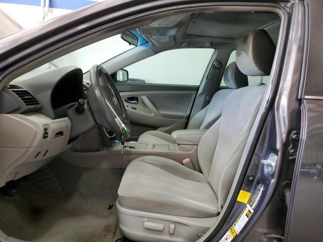 4T4BF3EK2BR213080 - 2011 TOYOTA CAMRY BASE GRAY photo 7