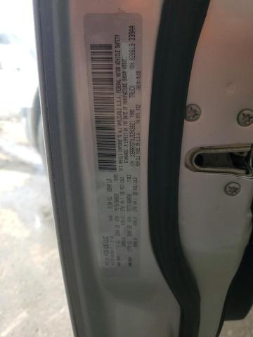 1C6RR7GTXJS243821 - 2018 RAM 1500 SLT SILVER photo 13