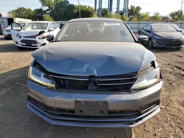 3VWDB7AJ8JM263554 - 2018 VOLKSWAGEN JETTA SE GRAY photo 5