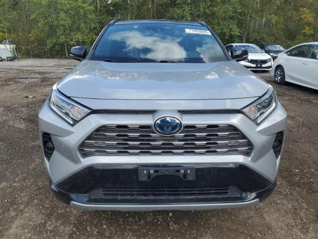 2T3RWRFV7MW123535 - 2021 TOYOTA RAV4 XLE SILVER photo 5