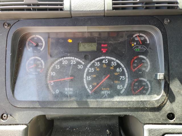 1FUJGLDR7BSBB7504 - 2011 FREIGHTLINER CASCADIA 1 白色 照片 8