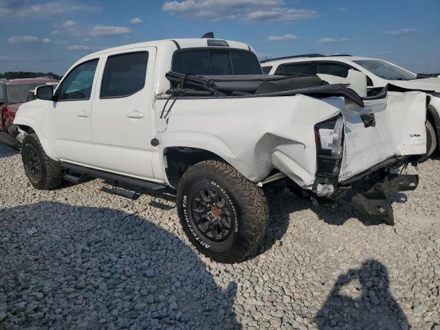 3TMCZ5AN8NM488984 - 2022 TOYOTA TACOMA DOUBLE CAB WHITE photo 2