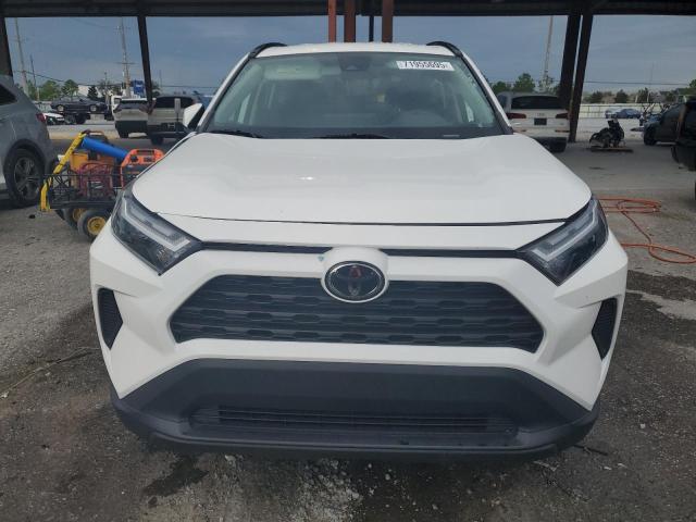2T3W1RFV5PC233622 - 2023 TOYOTA RAV4 XLE 白色 照片 5