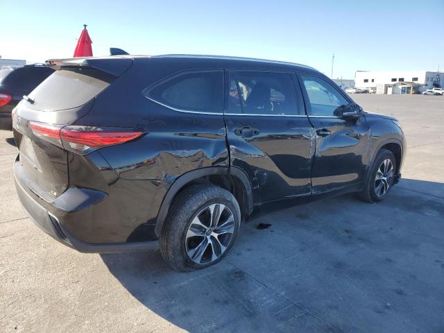 5TDGZRAH1LS009403 - 2020 TOYOTA HIGHLANDER XLE BLACK photo 3