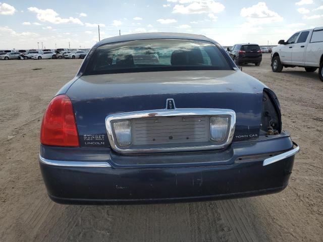 1LNHM81W33Y603499 - 2003 LINCOLN TOWN CAR EXECUTIVE BLUE photo 6