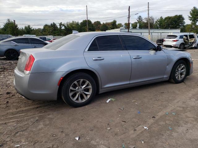 2C3CCAAG2FH742821 - 2015 CHRYSLER 300 LIMITED SILVER photo 3
