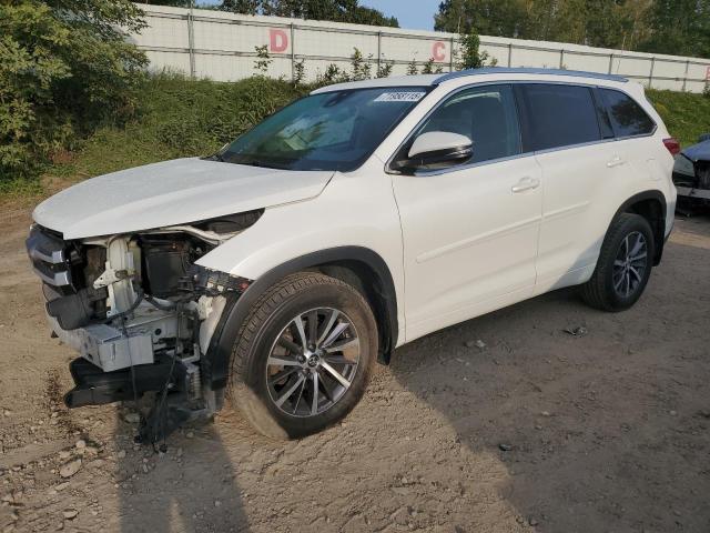 2017 TOYOTA HIGHLANDER SE, 
