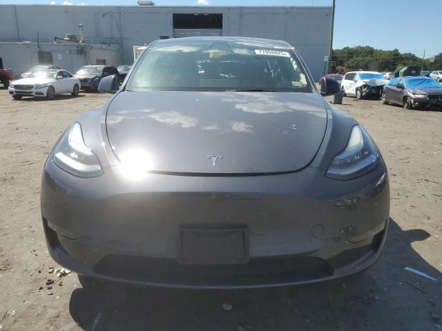 7SAYGAEE9NF394277 - 2022 TESLA MODEL Y GRAY photo 5