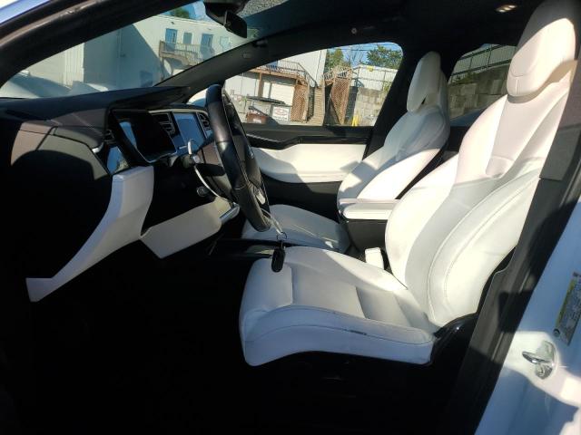 5YJXCBE23GF016989 - 2016 TESLA MODEL X 白色 照片 7