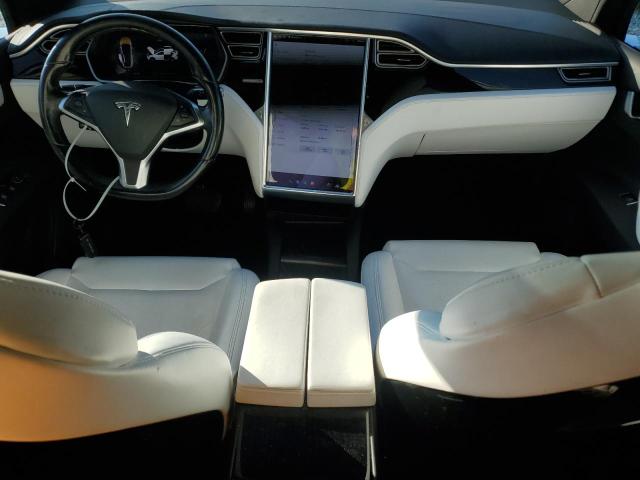 5YJXCBE23GF016989 - 2016 TESLA MODEL X 白色 照片 8