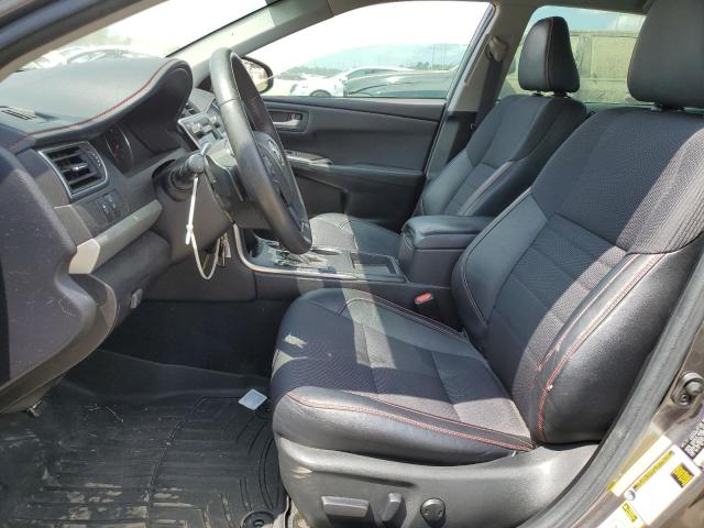 4T1BF1FK3HU349935 - 2017 TOYOTA CAMRY LE CHARCOAL photo 7