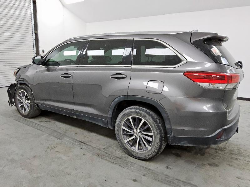 5TDKZRFH5KS301198 - 2019 TOYOTA HIGHLANDER SE GRAY photo 2