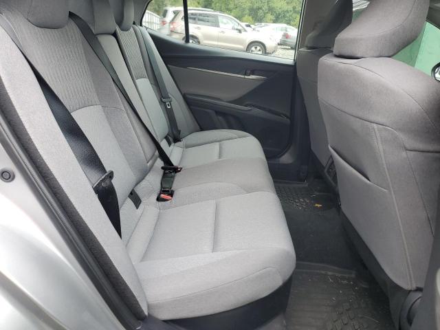 4T1DBADKXSU521604 - 2025 TOYOTA CAMRY XSE ვერცხლისფერი ფოტო 10