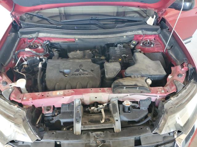 JA4AZ3A36JZ054043 - 2018 MITSUBISHI OUTLANDER SE RED photo 12