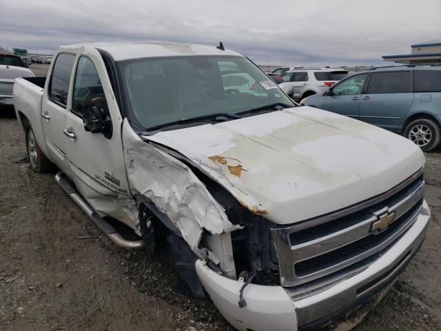 3GCEC23099G185520 - 2009 CHEVROLET SILVERADO C1500 LT WHITE photo 4