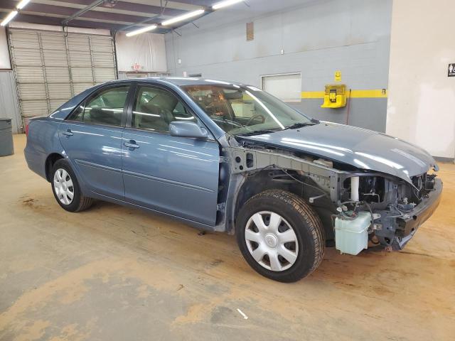 4T1BE32K74U792703 - 2004 TOYOTA CAMRY LE BLUE photo 4