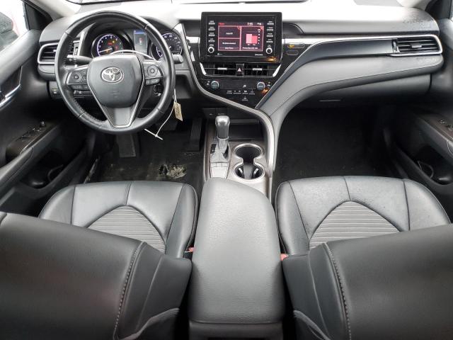 4T1G11AK6NU674845 - 2022 TOYOTA CAMRY SE 黑色 照片 8