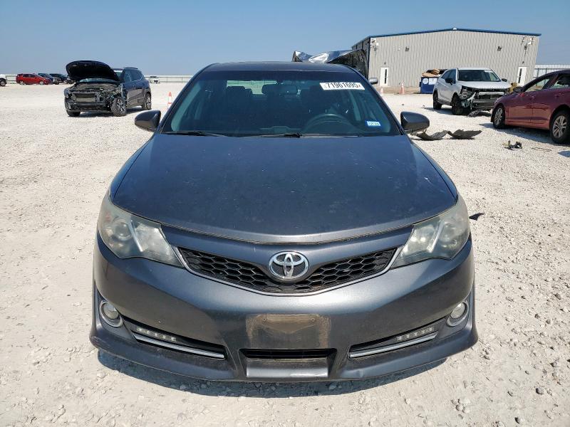 4T1BF1FK5DU217639 - 2013 TOYOTA CAMRY L 灰色 照片 5