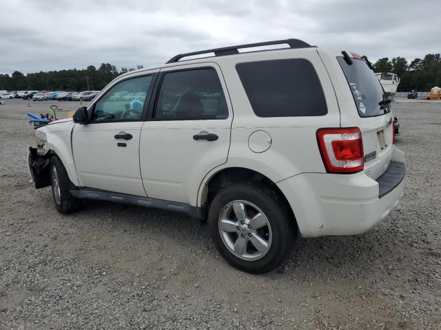 1FMCU0D77BKB70156 - 2011 FORD ESCAPE XLT WHITE photo 2