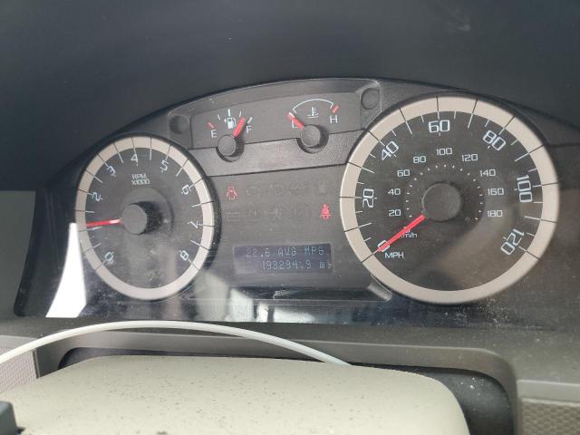 1FMCU0D77BKB70156 - 2011 FORD ESCAPE XLT WHITE photo 9