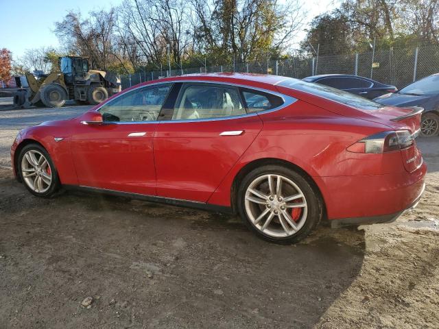 5YJSA1H18EFP48948 - 2014 TESLA MODEL S RED photo 2