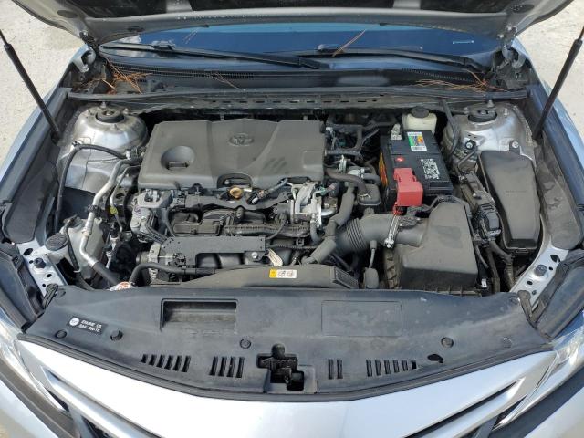 4T1B11HK8JU079764 - 2018 TOYOTA CAMRY L 银色 照片 11