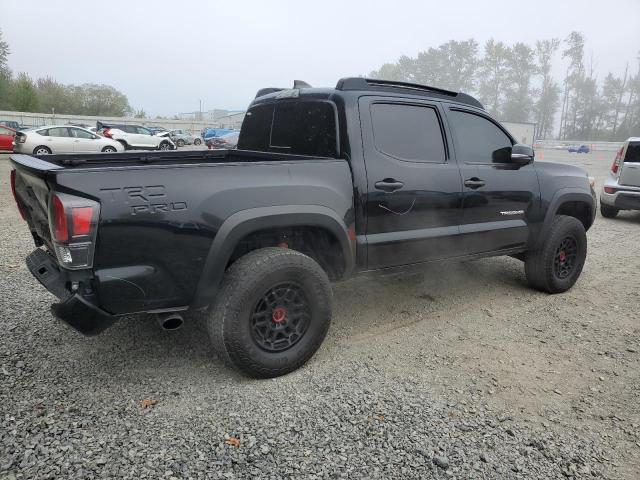 3TYCZ5AN4NT069292 - 2022 TOYOTA TACOMA DOUBLE CAB BLACK photo 3