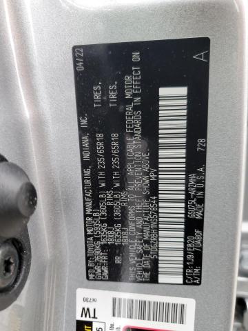 5TDGZRBH1NS578544 - 2022 TOYOTA HIGHLANDER XLE SILVER photo 13