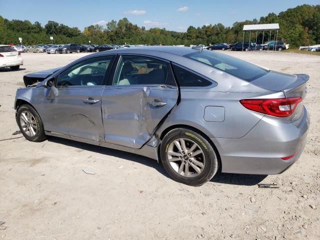 5NPE24AF7FH203912 - 2015 HYUNDAI SONATA SE SILVER photo 2