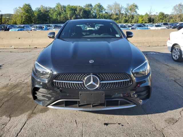W1KZF5KB8NB085544 - 2022 MERCEDES-BENZ E 450 4MATIC BLACK photo 5